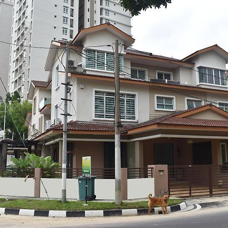 Villa 67 First Island Bukit Jambul Exterior foto